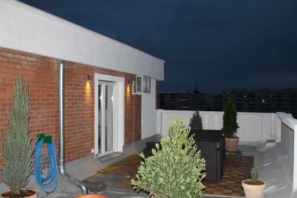 Arena Penthouse Apartments Белград Стая снимка